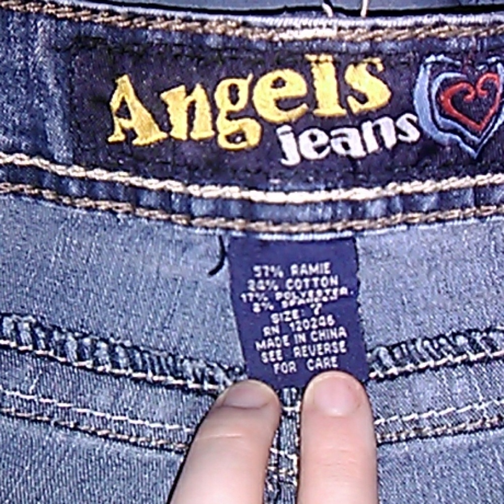 Girl's capris - Picture 3 of 3